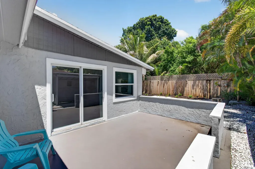 2388 Zeder Avenue Delray Beach FL 33444