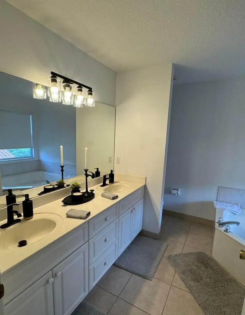13519 Fountain View Boulevard Wellington FL 33414