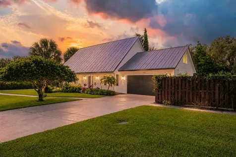 9200 SE Olympus Street Hobe Sound FL 33455
