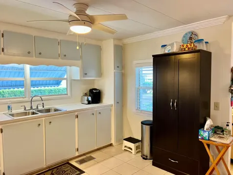 1552 S 33rd Road Hollywood FL 33021