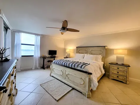 111 Lake Emerald Drive Oakland Park FL 33309