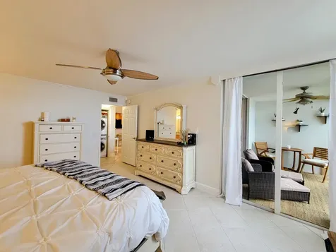 111 Lake Emerald Drive Oakland Park FL 33309