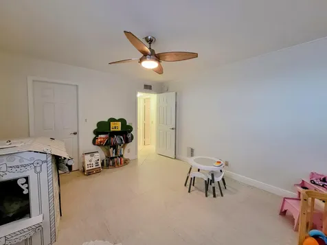111 Lake Emerald Drive Oakland Park FL 33309