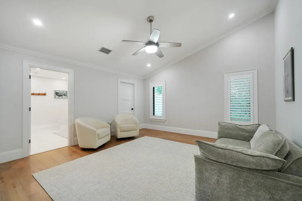 19526 W Trails End Terrace Jupiter FL 33458