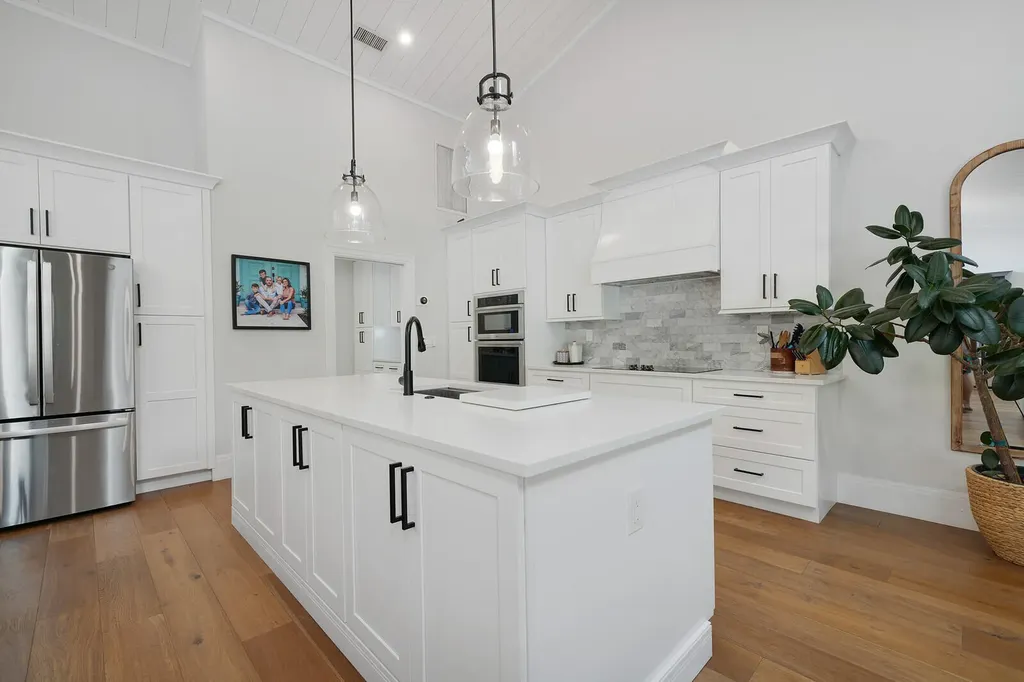19526 W Trails End Terrace Jupiter FL 33458