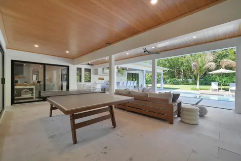 19526 W Trails End Terrace Jupiter FL 33458