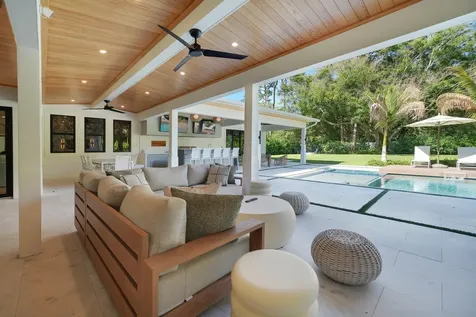 19526 W Trails End Terrace Jupiter FL 33458