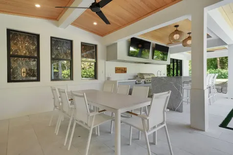 19526 W Trails End Terrace Jupiter FL 33458