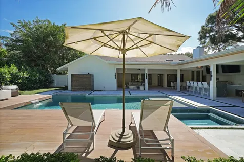 19526 W Trails End Terrace Jupiter FL 33458