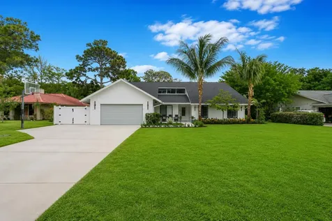 19526 W Trails End Terrace Jupiter FL 33458