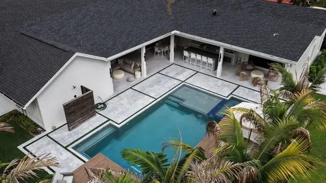19526 W Trails End Terrace Jupiter FL 33458