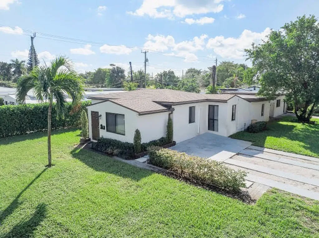 342 SW 22nd Street Fort Lauderdale FL 33315