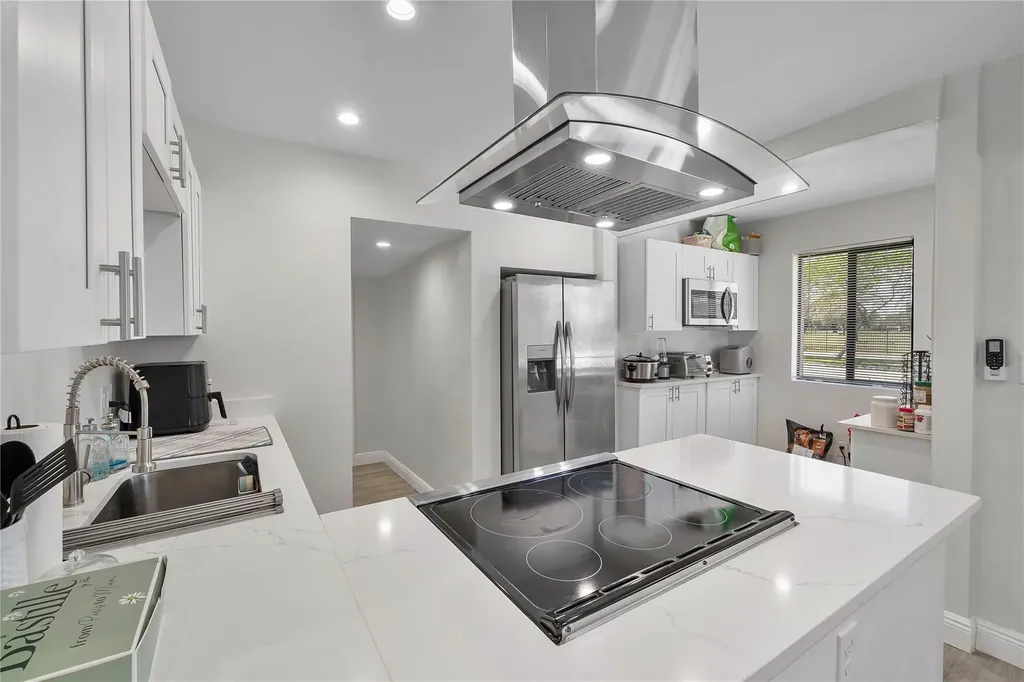 342 SW 22nd Street Fort Lauderdale FL 33315