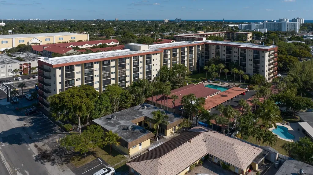 2350 NE 14th Street Causeway Pompano Beach FL 33062