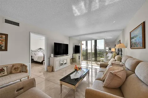 2350 NE 14th Street Causeway Pompano Beach FL 33062