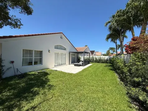 3380 SW 50th Street Hollywood FL 33312