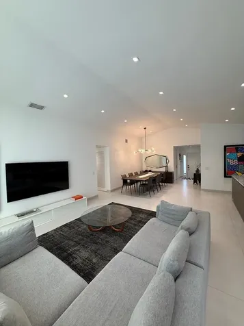 3380 SW 50th Street Hollywood FL 33312