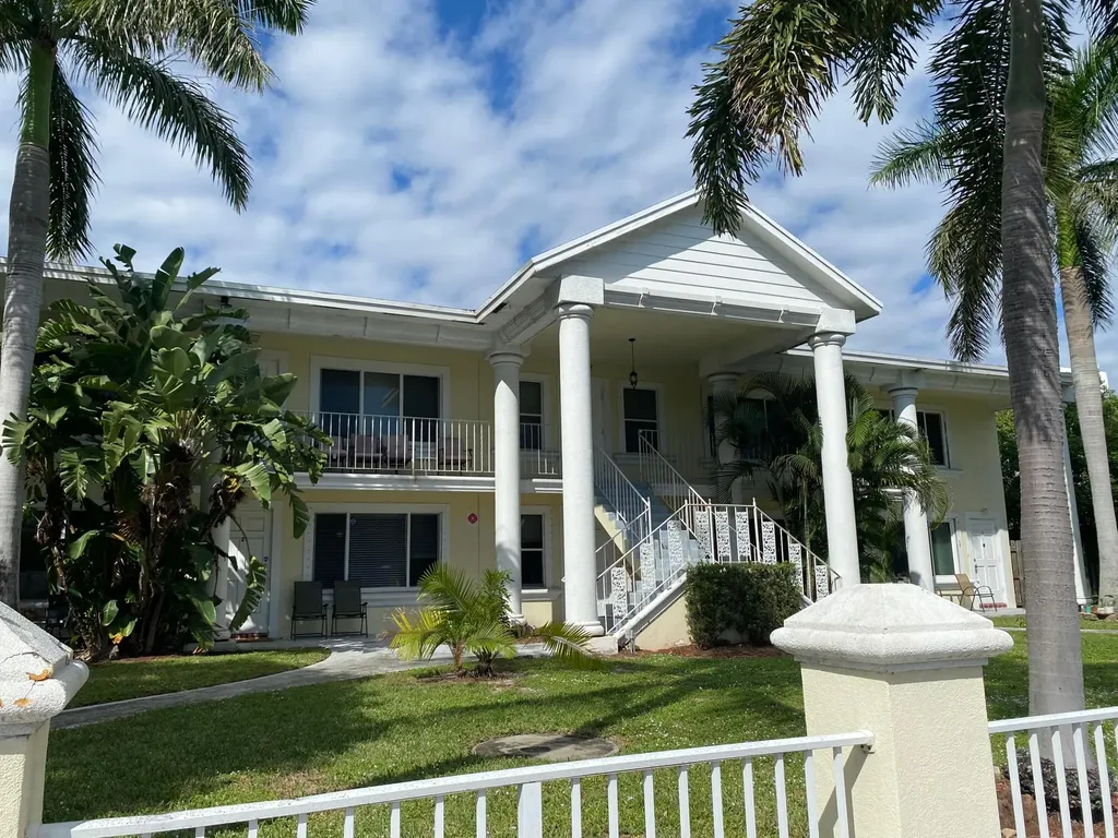 4529 NE 21st Avenue Fort Lauderdale FL 33308