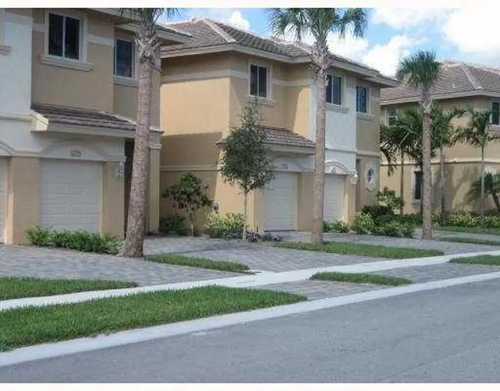 4331 Berkshire Wharf Drive Lake Worth FL 33461