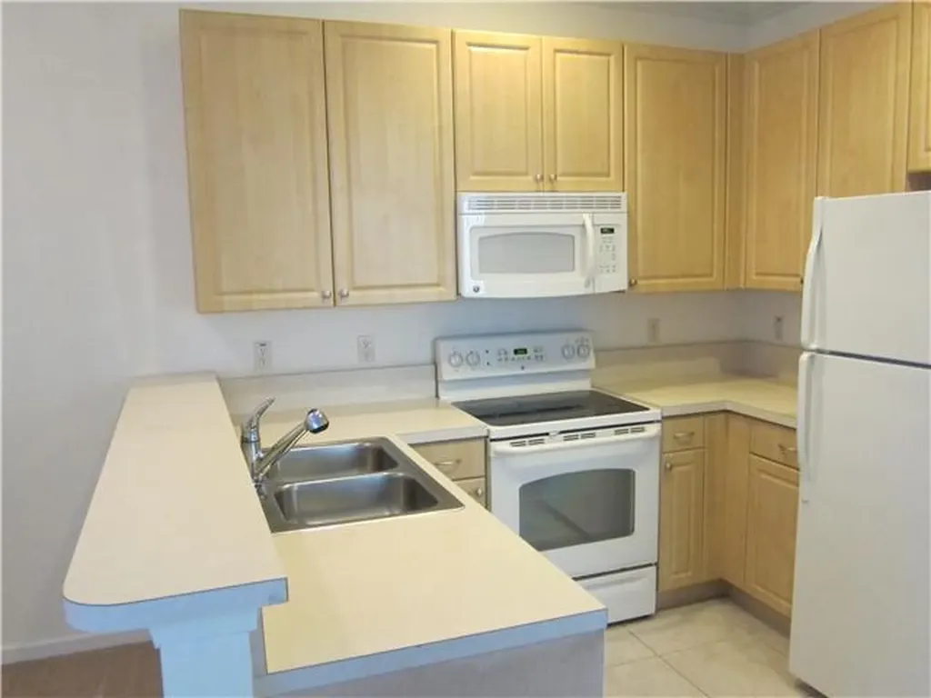 4331 Berkshire Wharf Drive Lake Worth FL 33461