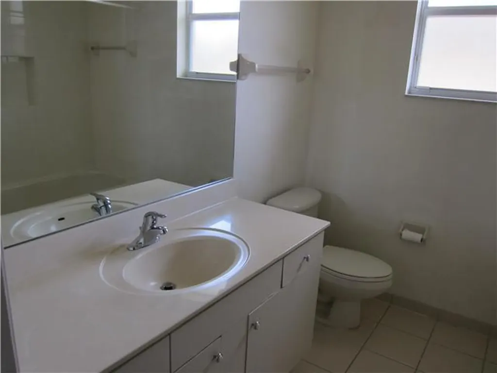4331 Berkshire Wharf Drive Lake Worth FL 33461