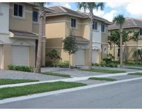 4331 Berkshire Wharf Drive Lake Worth FL 33461