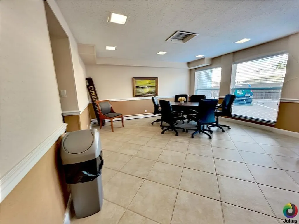 2555 NE 11th Street Fort Lauderdale FL 33304