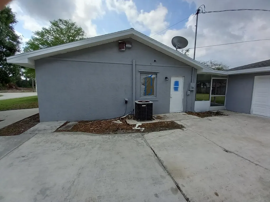1862 SW Burlington Street SW Port St Lucie FL 34984