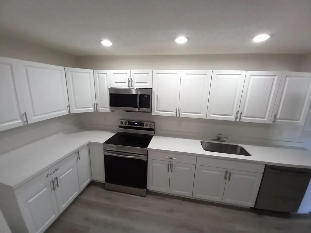 1862 SW Burlington Street SW Port St Lucie FL 34984