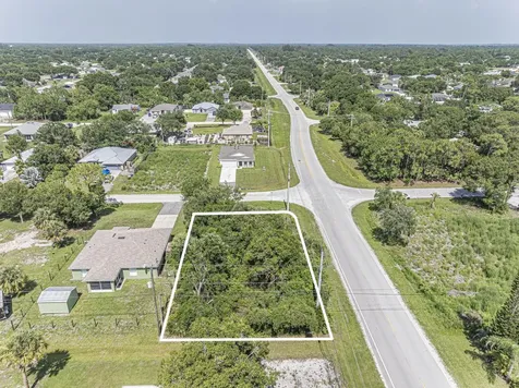 8315 102nd Avenue Vero Beach FL 32967