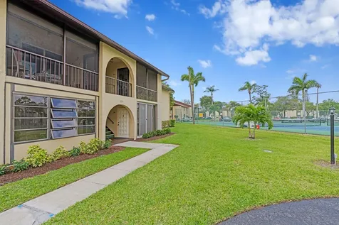 336 Pine Ridge Circle Greenacres FL 33463