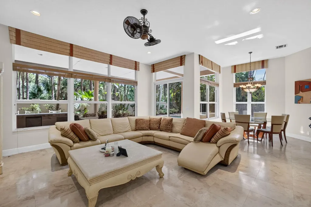5133 Isabella Drive Palm Beach Gardens FL 33418