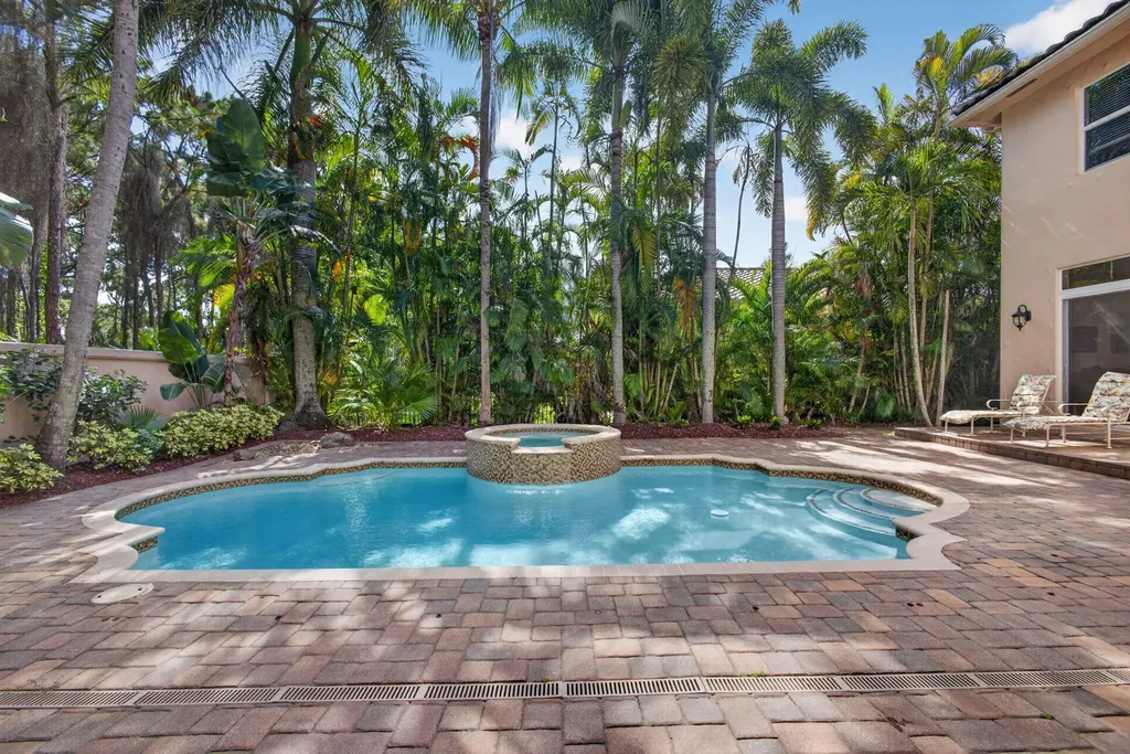 5133 Isabella Drive Palm Beach Gardens FL 33418