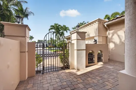 5133 Isabella Drive Palm Beach Gardens FL 33418