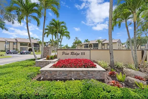 337 Pine Ridge Circle Greenacres FL 33463