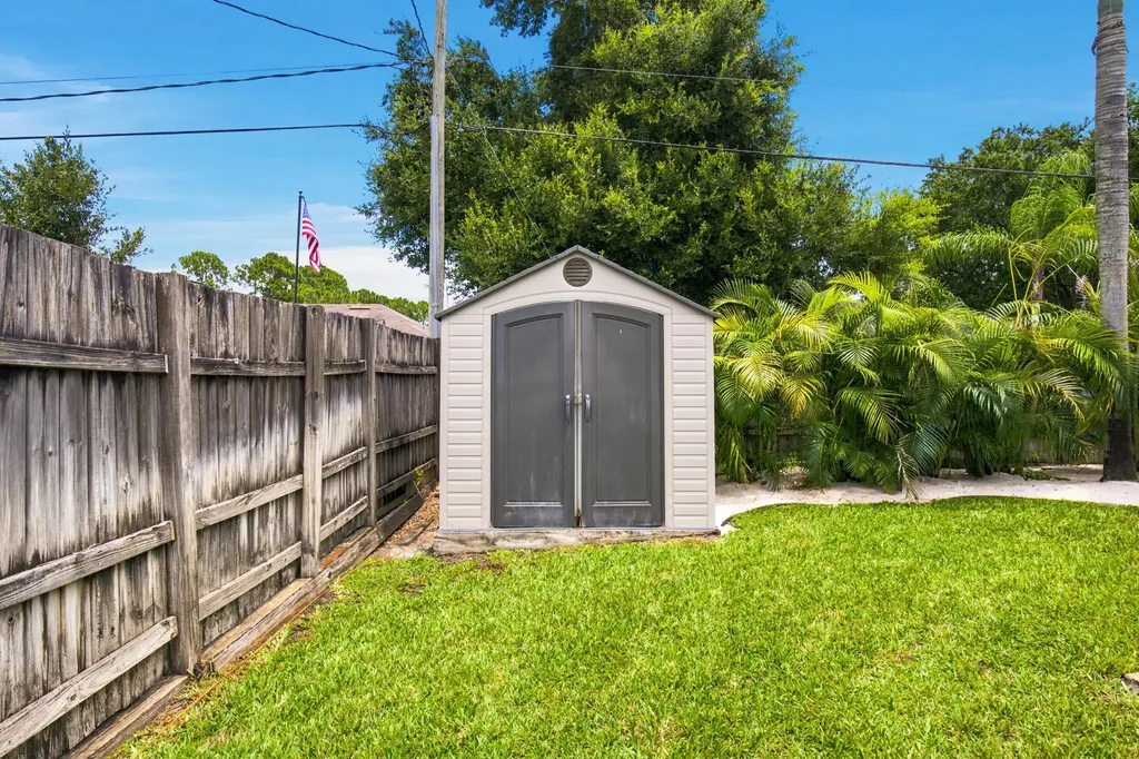 1781 SE Fallon Drive Port St Lucie FL 34983