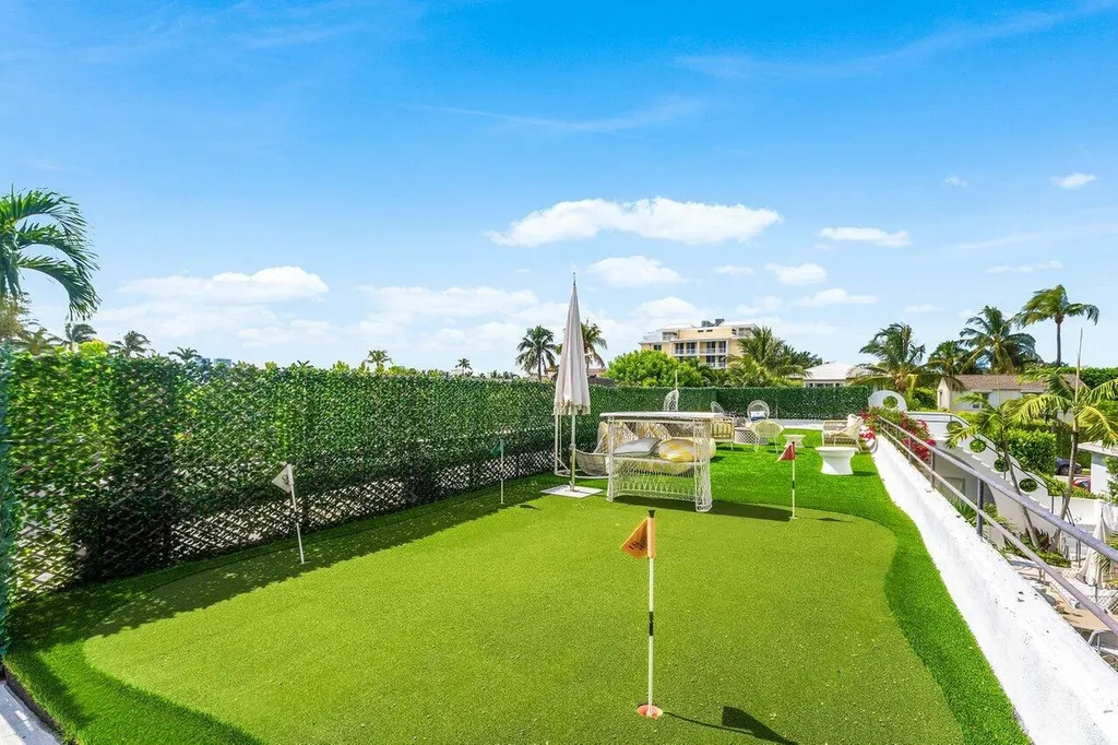 162 Peruvian Avenue Palm Beach FL 33480