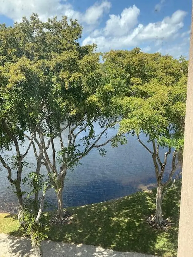 955 Dotterel Road Delray Beach FL 33444