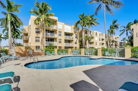 1350 SE 3rd Avenue Dania Beach FL 33004