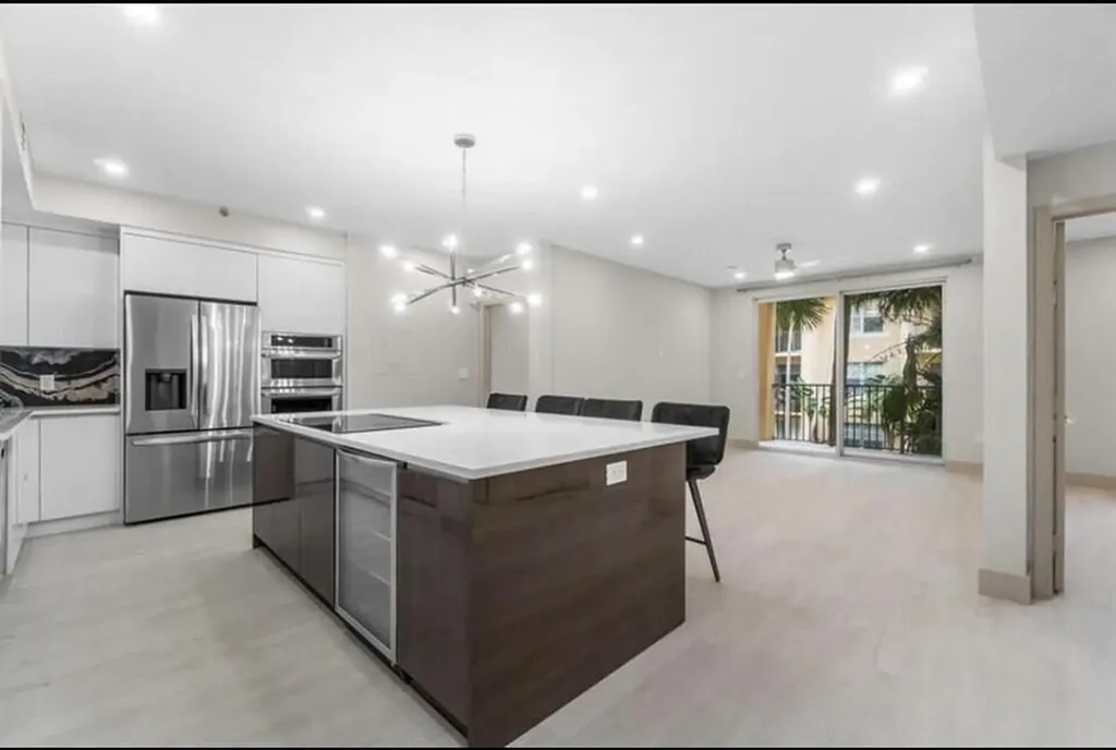 1805 N Flagler Drive West Palm Beach FL 33407