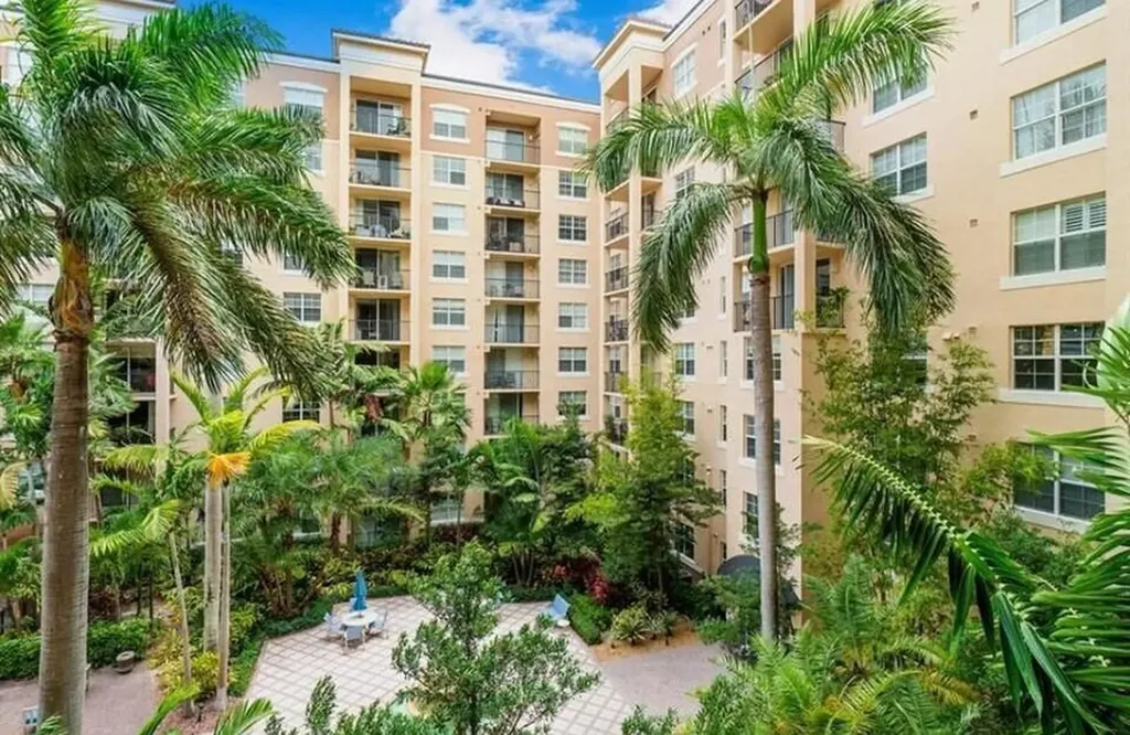 1805 N Flagler Drive West Palm Beach FL 33407
