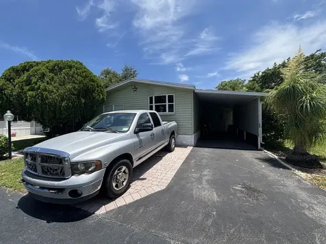 4520 NW 68th Place Coconut Creek FL 33073