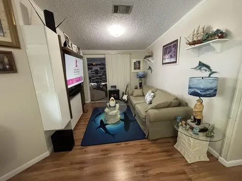 4520 NW 68th Place Coconut Creek FL 33073