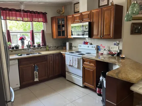 4520 NW 68th Place Coconut Creek FL 33073