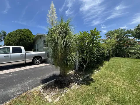 4520 NW 68th Place Coconut Creek FL 33073
