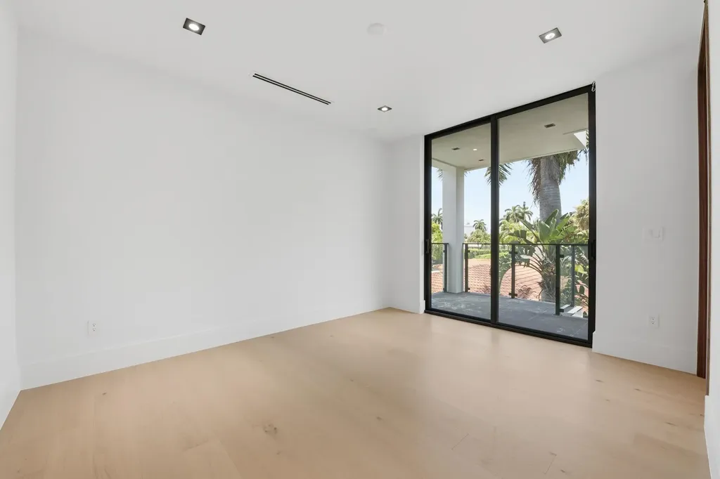 3209 NE 26th Street Fort Lauderdale FL 33305