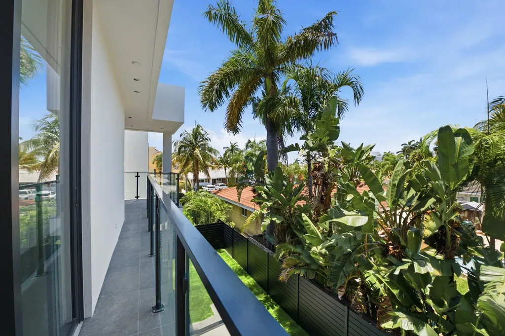3209 NE 26th Street Fort Lauderdale FL 33305