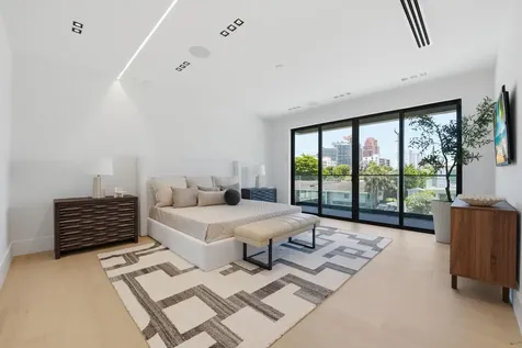 3209 NE 26th Street Fort Lauderdale FL 33305