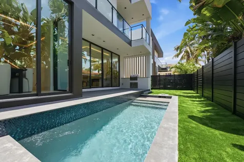 3209 NE 26th Street Fort Lauderdale FL 33305