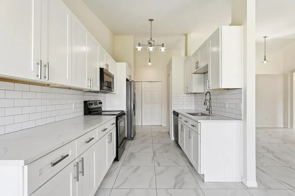 1202 SW Jacqueline Avenue Port St Lucie FL 34953